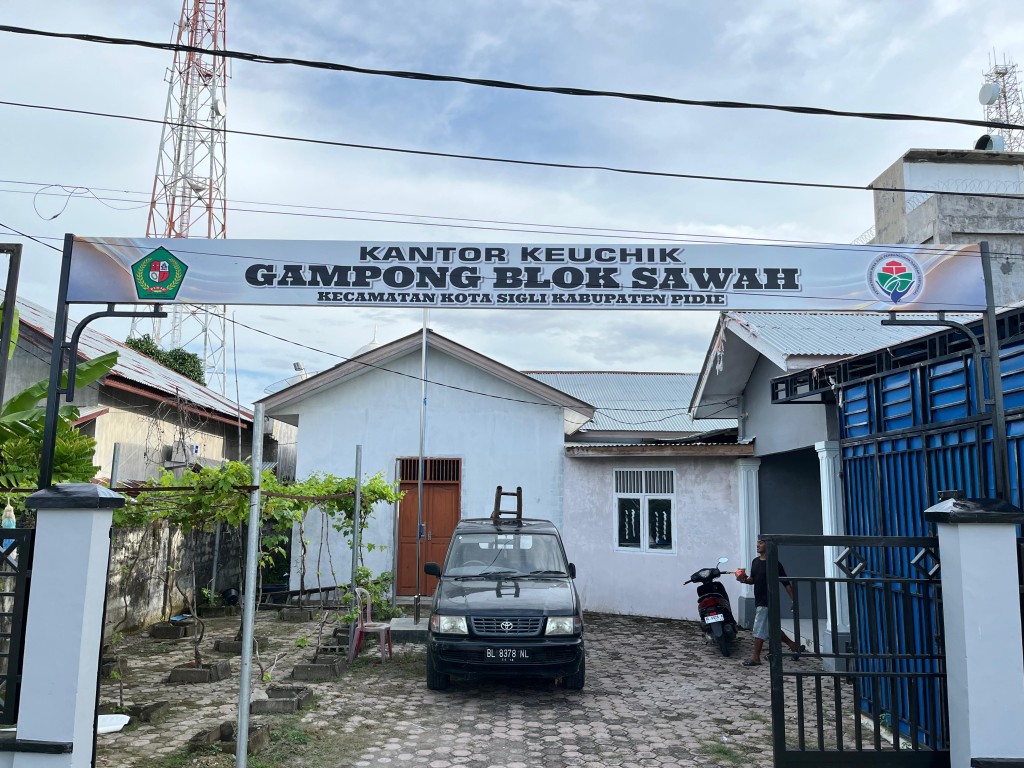 KANTOR KEUCHIK GAMPONG BLOK SAWAH